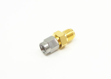 Konektor Adaptor RF Presisi Tinggi SMA Female ke SSMA Male Keandalan Tinggi
